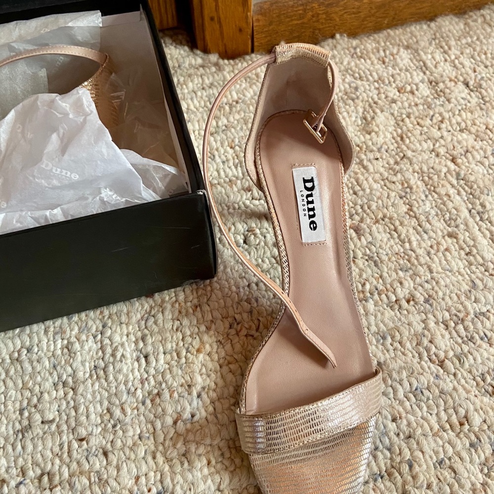 Dress 👠 shoes